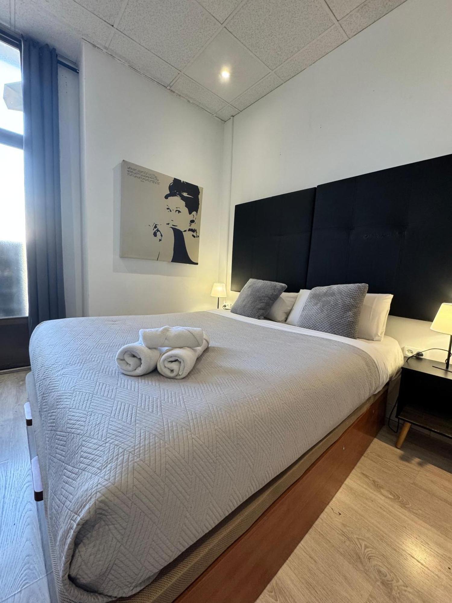 Opera Lux Hotel Madrid Eksteriør billede